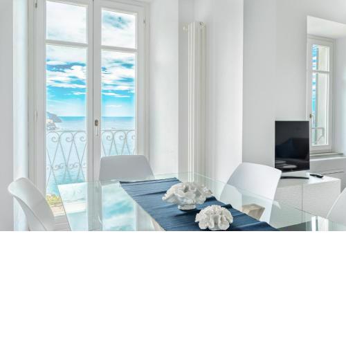Salty Sky Flat , Terre Marine