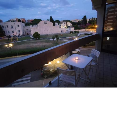 SAMI Rooms - Teatro a 400 mt - Ortigia a 1500 mt - Prenotazioni solo con B00KING - Reservation only with B00KING -