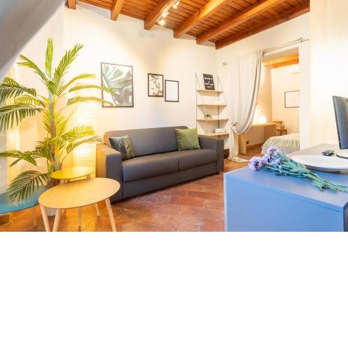 San Fedele Apartment - Historical Como City Center by Rent All Como