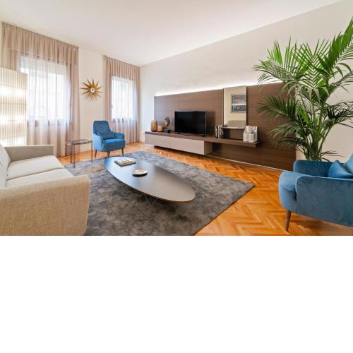 San Fermo Luxury Apartment