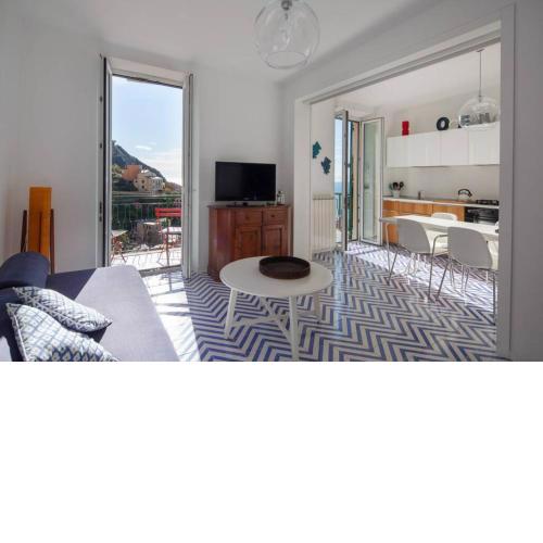 San Giovanni Apart creazy seaview, 2BDR, balcony, free parking