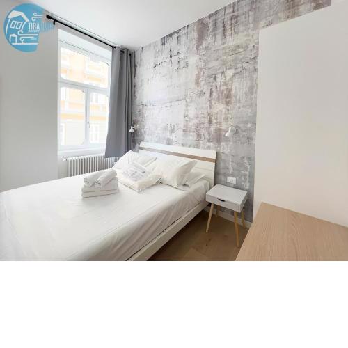 San Lazzaro 231 Tirabora Short Rent