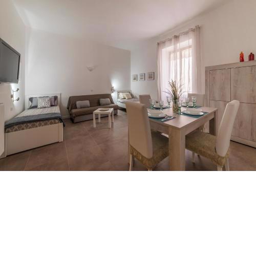 San Lorenzo Modern Flat