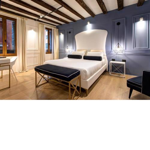 San Marco Suite 755