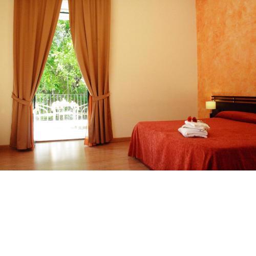 San Max Hotel