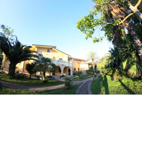 San Michele Apartments&Rooms