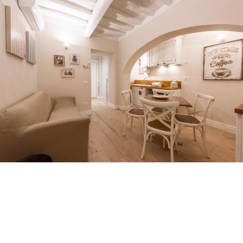San Niccolò White