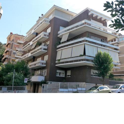San Pietro & Trastevere Home