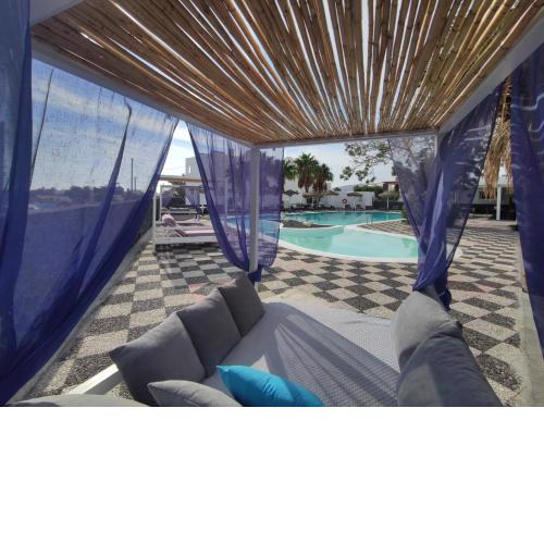 Sandys Infinity Rooms