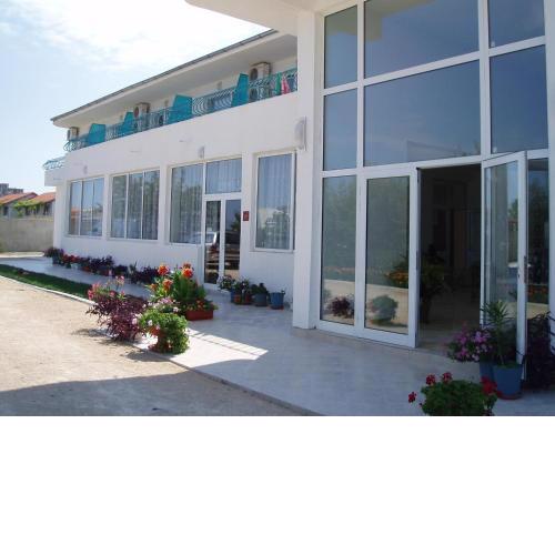 Sani Family Hotel