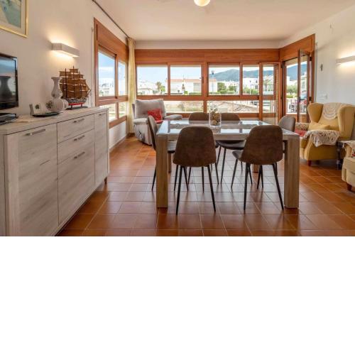 SANT CARLES 20 apartamento soleado con vistas al mar