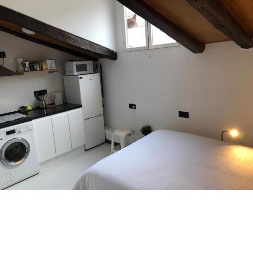 Santa Ana 1 precioso apartamento en el centro de Madrid