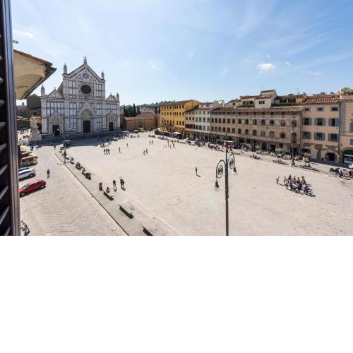 Santa Croce Palace