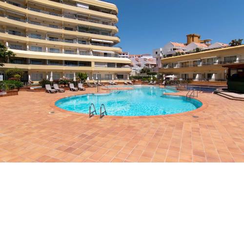 Santa Maria 105 - Two Bed with sea views