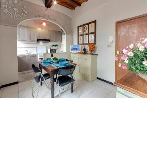 Santa Maria Novella, Apartment For 3 People In The Center Of Florence