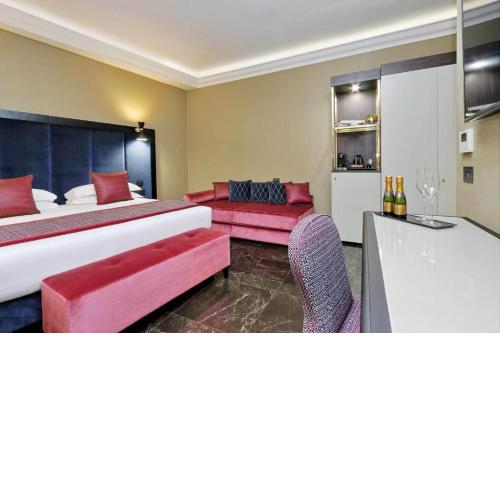 Santa Maria QQ rooms