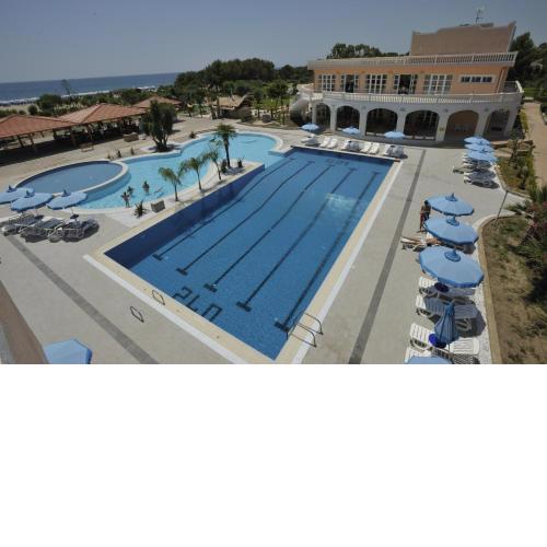 Santa Monica Resort