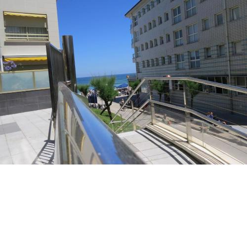 Santillana home vistas mar, parking, tablas de surf y bicicletas