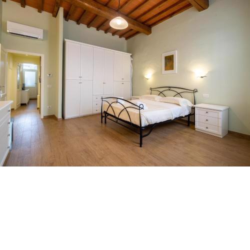 Santo Spirito Bright Flat