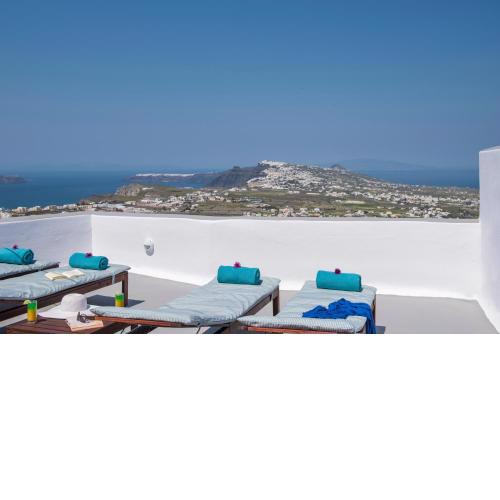 Santorini 180 Degrees