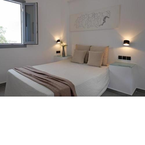 Santorini Blue Dome Rooms