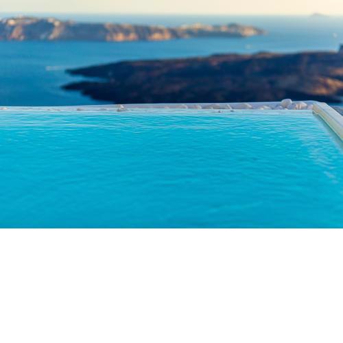 Santorini Delux