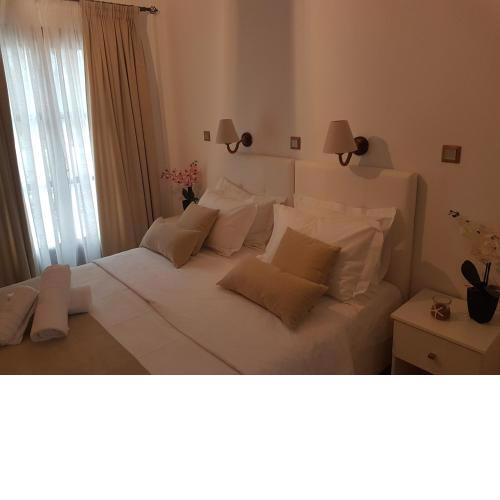 Santorini Family Apartments
