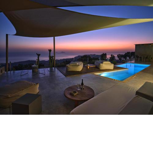 Santorini Heights