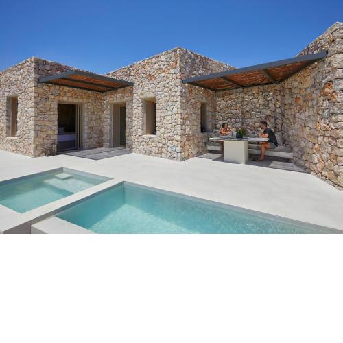 Santorini Sky, The Retreat