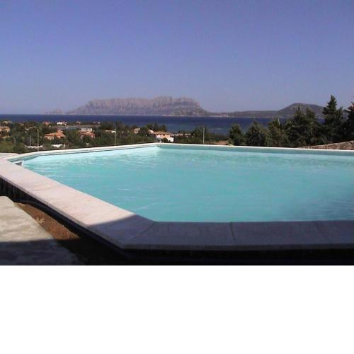 Sardegna casa a 250 metri dal mare con piscina