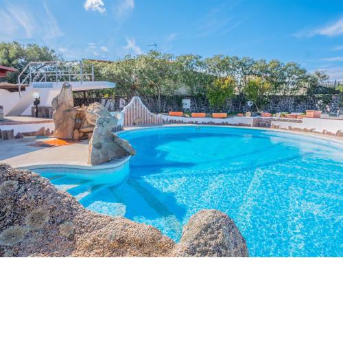 Sardinia Family Villas - Villa Mathilde with private pool