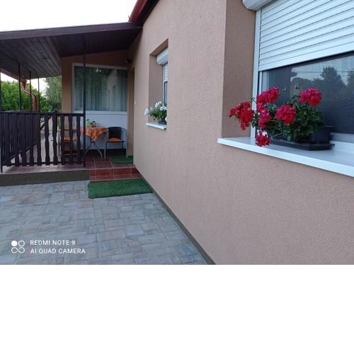 Sárgapart Holiday Home