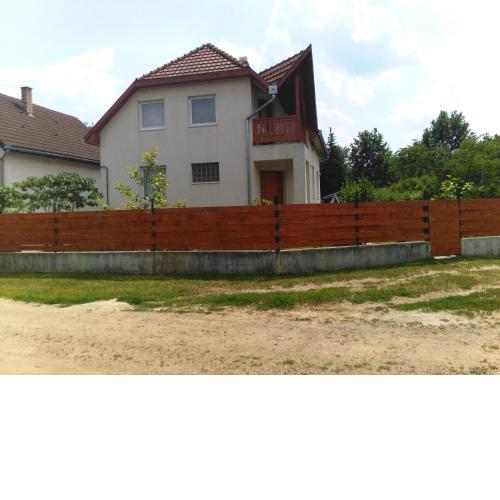 Sarkifény Vendégház