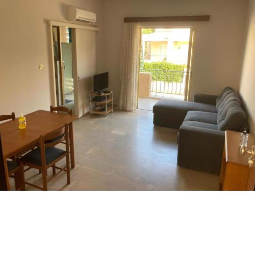 Saronida apartment