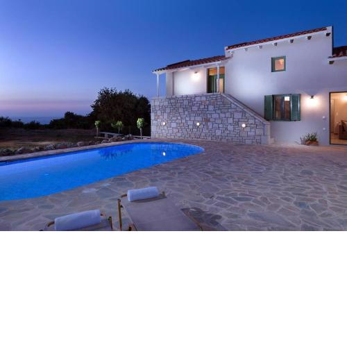 Sarpedon - Forest Villas Crete, near the beach