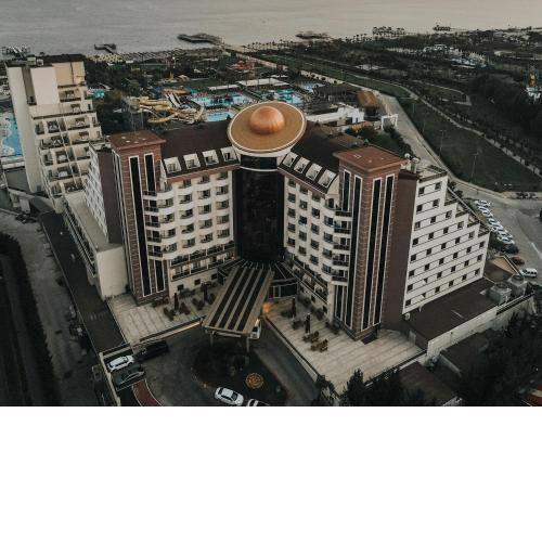 Saturn Palace Resort