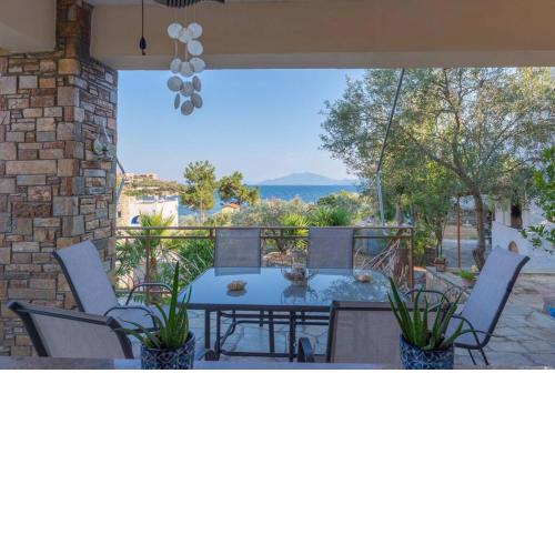 Savvas House
