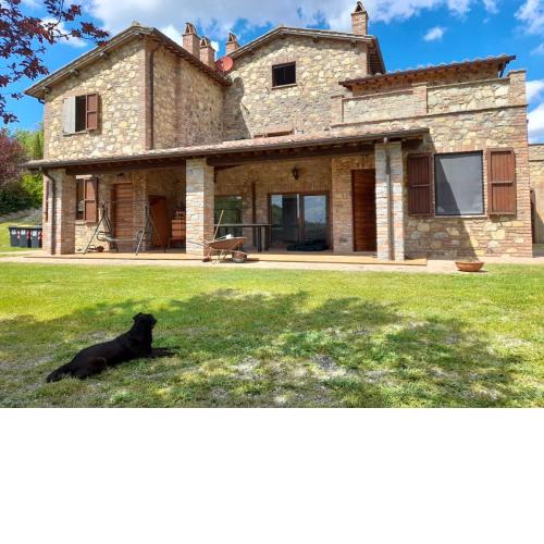 Scappo in Umbria, la Vallata