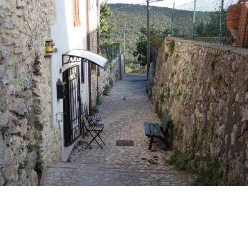 SCAPPO IN UMBRIA, Vicoletto