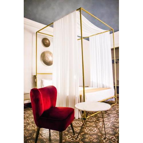Scene Suites Apartments
