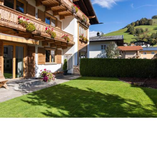 Scenic Apartment in Maria Alm near Ski Lift