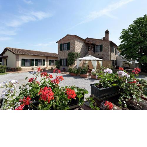 Scenic Home in Foiano della Chiana with Terrace