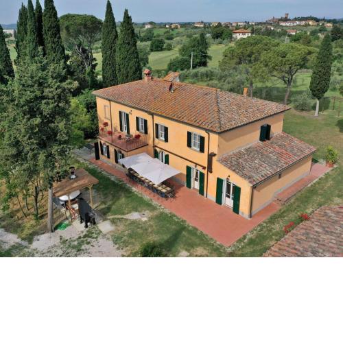 Scenic Villa in Marciano Della Chiana with Private Pool