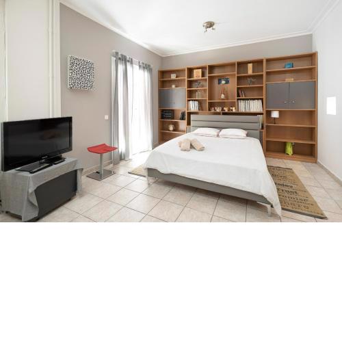 Scent Of Freedom Apartment Renovated