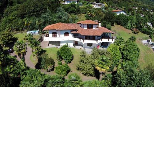 Schaake Lago Maggiore 100M from beach
