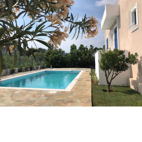 Schinias Pool Villa