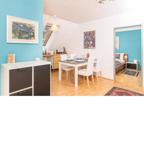 Schlossberg Suite by ichbucheAT