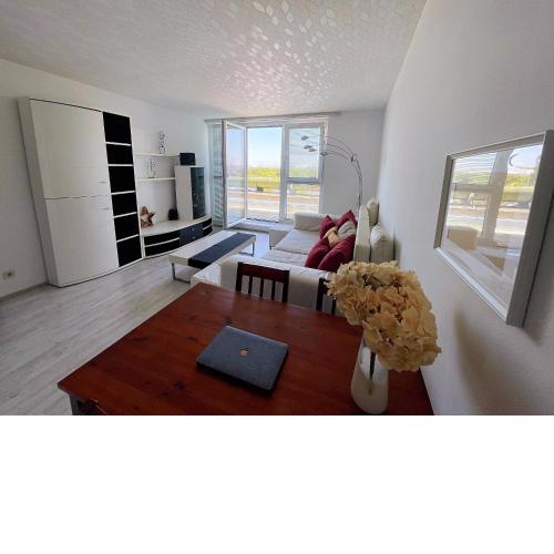 Schöne Wohnung mit Dachterrasse