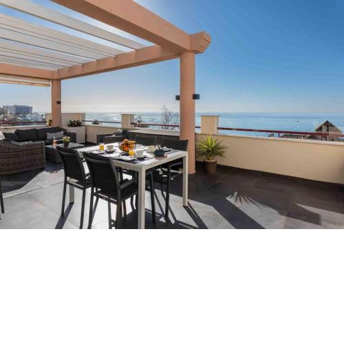 Sea front apartment