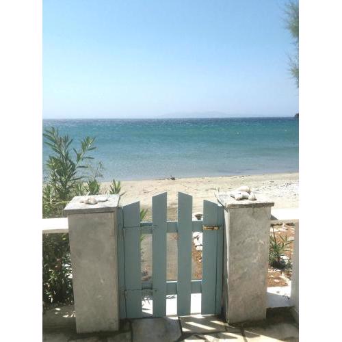 ''Sea front'' Rose's house
